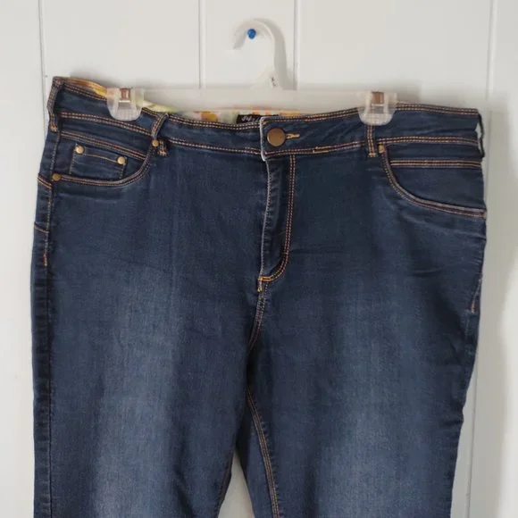 Suko Jeans - Picture 4 of 6